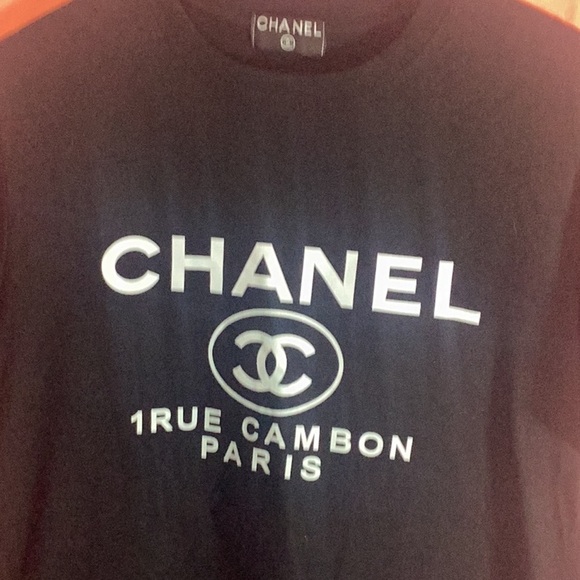 Chanel Black Graphic Tee for Men - Picture 3 of 8